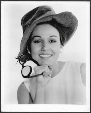 Paula Prentiss 1960s Promo Portrait Photo 1960s Fashion Hat Dress