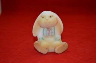 Vintage Fenton Hand Painted Rabbit Numbered And Artist Signed