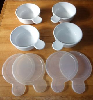 4 Corning Ware White Grab It Bowls 150 - B With 4 Plastic Lids