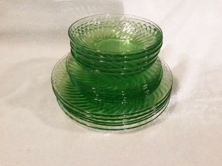 Vintage - - Set Of 4 Green Depression Glass - - Swirl Pattern Plates/bowls