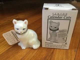 Fenton Iridescent White Calendar Cat December Blue Zircon Birthstone Collar