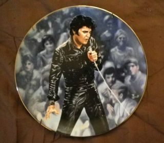 Elvis Presley Glass Mug,  2 Elvis Plates 5
