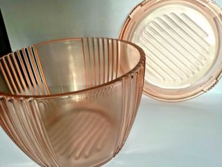 Pink Depression Round Refrigerator Dish Federal Glass lid 4 3/4” RARE 2