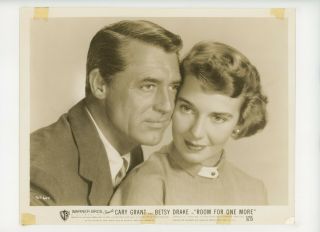 Room For One More Movie Still 8x10 Cary Grant,  Betsy Drake 1952 16390