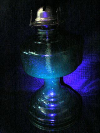 RARE Vintage P & A Risdon Green Vaseline Glass HURRICANE OIL LAMP LANTERN 2