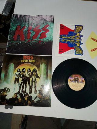 1977 Kiss Love Gun Lp With Pop Gun Insert/nblp - 7057 - As