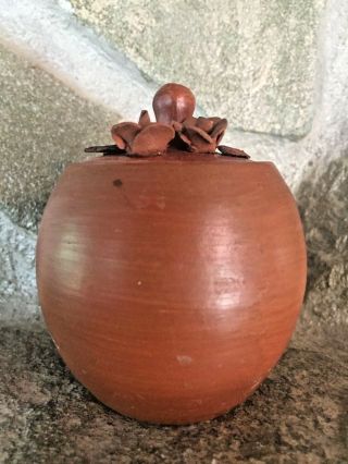 RARE VINTAGE SIGNED POMAIREWARE CLAY POTTERY CHILE APPLIED ROSES LIDDED JAR POT 6