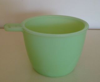 Vintage Jadeite Measuring Cup,  Light Green,  1 Cup Size,
