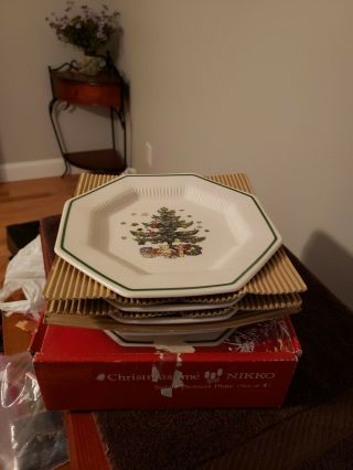 4 - Nikko Christmastime Octagon Christmas Tree Dessert Salad Plates Made In Japan