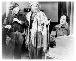 The Three Stooges With Curly Great Scene Still - (a684)