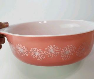 Vintage Pyrex 043 Oval Pink Daisy Casserole Dish With Lid 1.  5 Quart 6