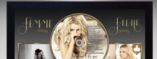 Britney Spears Femme Fatale SIGNED FRAMED PHOTO AND CD Disc Presentation Display 3