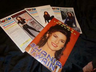 Shania Twain Giant 2001 Italian Calendar With Gorgeous Images,  3 Mag Cover Ads