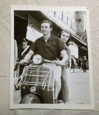 Annette Funicello,  Tommy Kirk - Disney Escapade In Florence - B&w 8x10 Photo