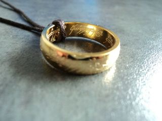 Gold Toned Lord Of The Rings Ring Hobbit Bilbo Lotr One Hot Movie Souvenir