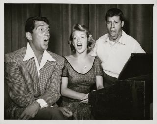 Dean Martin & Jerry Lewis Rehearse With Rosemary Clooney Orig 1952 Tv Photo