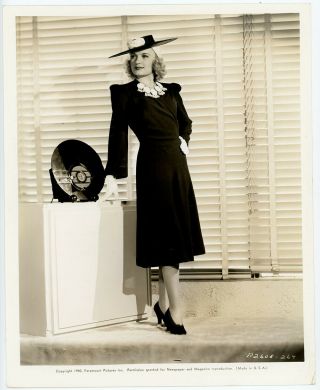Pin - Up Virginia Dale Vintage 1940 Art Deco Photograph Robert Galer Hat Fashion