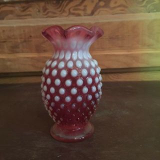 Vintage Fenton Cranberry Opalescent Glass Hobnail Small Vase Ruffled Edge 5