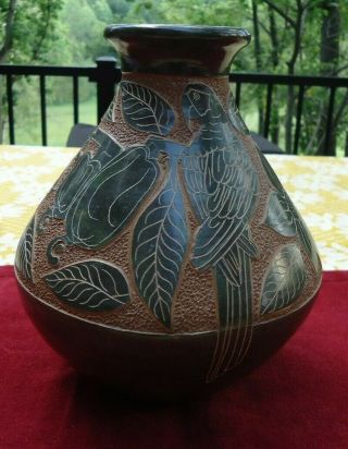Handcrafted Nicaragua Pottery 7.  5 " Tall Vase Birds San Juande Frandin Calero