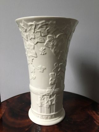 Vintage,  Wedgewood " Classic Garden " Vase - 10 "