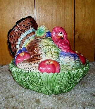 Fitz & Floyd Holiday Turkey 1.  25 Qt.  Covered Bowl.  Gorgeous Colors & Detail 2