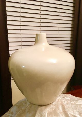 Mitchell Gold,  Bob Williams Ivory Circular Bud Vase