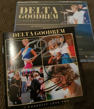 I Honestly Love You Cd Album Signed By Olivia Newton John/ Delta Goodrem.