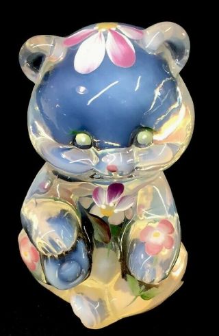 Fenton Art Glass Hand Painted “daisy Lane” On French Opalescent Stting Bear