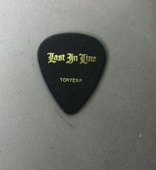 Last In Line guitar pick gold on black Vivian Campbell - DIO 2