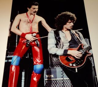 Queen / Freddie Mercury & Brian May In Concert / 11 X 14 Color Photo