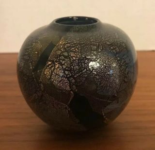 Black 24k Gold Flake Isle Of Wight Art Glass 3” Pot Vase Vessel