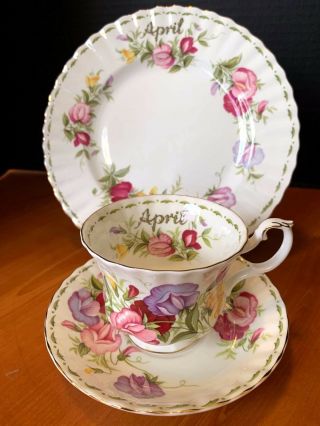 Royal Albert Flower Of The Month Teacup Saucer Lunch Plate Euc April Sweet Pea