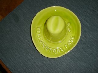 Vintage Chartreuse Cowboy Hat Ashtray Yellowstone Park.  Bauer California Pottery 2