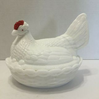 Vintage White Milk Glass Hen On Nest