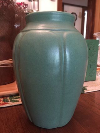 Vintage 795 Zanesville Stoneware Pottery Matte Green Vase Arts & Crafts Era