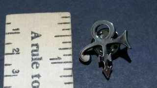 PRINCE SYMBOL PIN BROOCH LAPEL TACK ARTIST FORMERLY KNOWN AS PRINCE SILVER TONE 5