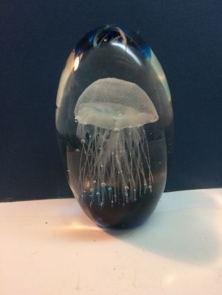 Dynasty Gallery Heirloom Collectibles Heavy Glass Jellyfish Paperweight Glows 3