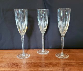 Mikasa Paloma Crystal Champagne Flutes 3pc Discontinued.  Actual: 2007 - 2008
