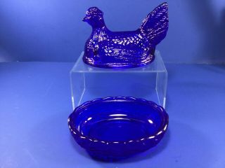 Vintage,  L.  E.  Smith ' Cobalt Blue ' Glass Hen on a Nest w/ Peeps Covered Dish 6