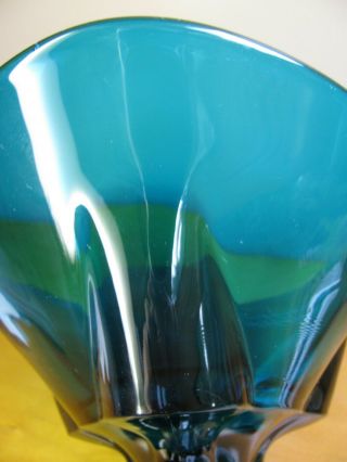 Vintage Mid Century Mod Viking Art Glass 3 toed foil BOWL Ocean Blue Teal 7