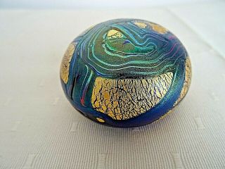 Isle Of Wight Golden Peacock Royale Art Glass Iridescent Paper Weight Michael Ha