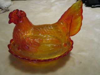 Vintage Large Amberina Glass Hen On A Nest Chick 7.  5 "