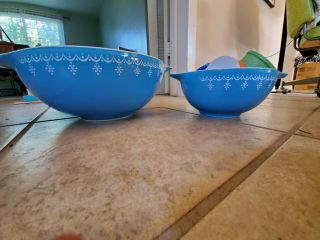 Pyrex Cinderella Mixing Bowls Blue White Snowflake Garland 444 & 442