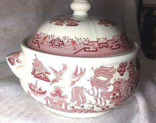 Red Churchill England - Blue Willow Covered Casserole 9 " X7 "
