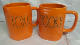 Rae Dunn Halloween L/l " Toxic & Spooky " Orange Mugs By Magenta Vhtf Rare