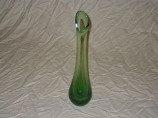 Vintage Retro Green Mcm Art Glass Bud Vase - 12 Inches Tall - Vgc - Viking?