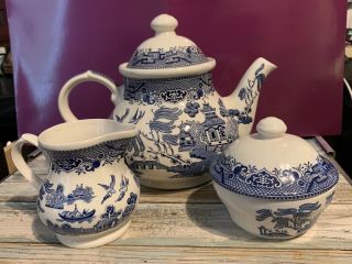 Blue Willow.  Churchill England Teapot/coffee Pot W/ Cream & Sugar Bowls