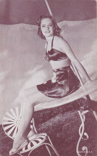 Alexis Smith - Hollywood Starlet Bathing Beauty Pin - Up 1940s Arcade/exhibit Card