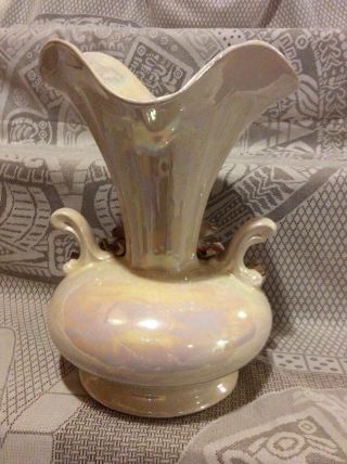Vintage Rare Capodimonte Double Handle Pearl Glaze Vase Centerpiece Gold Trim 7