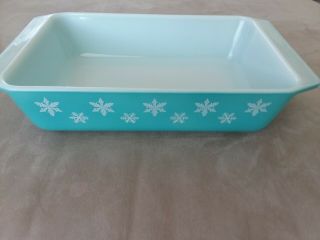 Vintage Pyrex 575 - B Snowflake Turquoise White 2 Qt Casserole Baking Dish No Lid